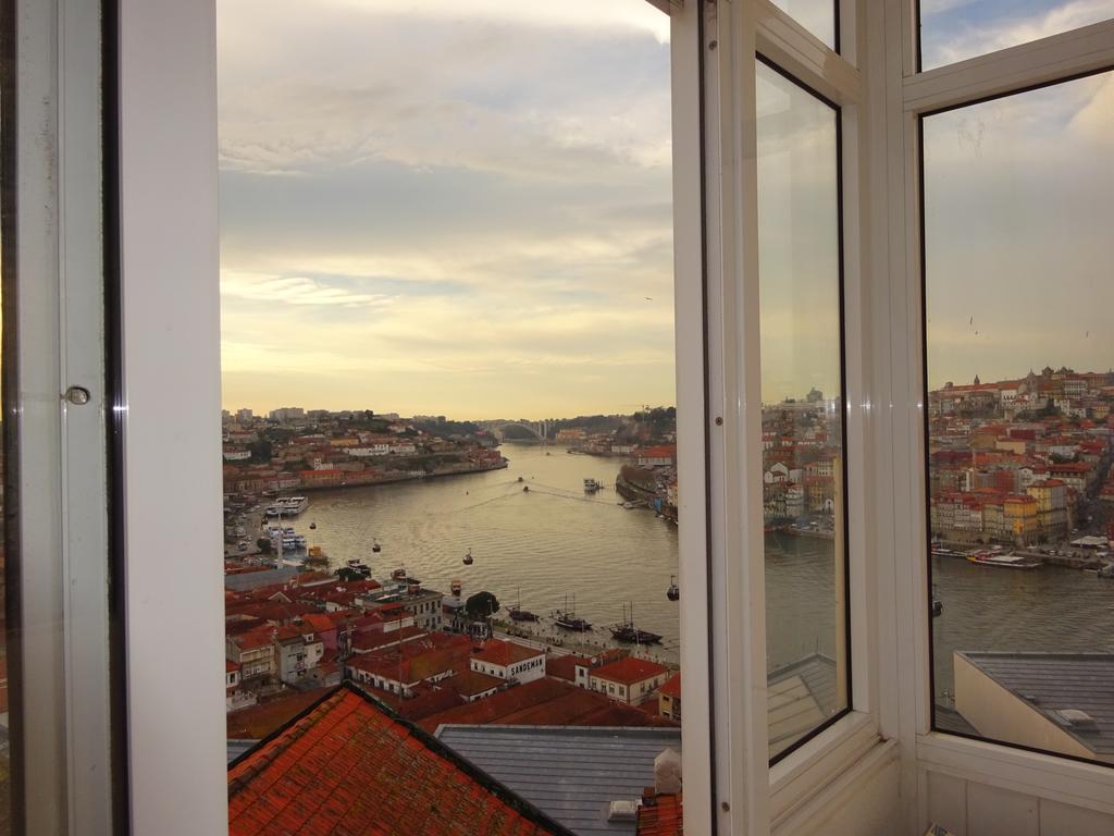 Bom Dia Porto Villa บีลาโนวาเดกายา ภายนอก รูปภาพ