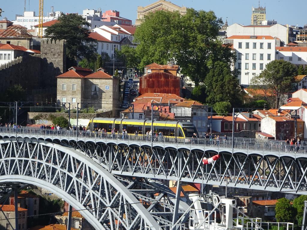 Bom Dia Porto Villa บีลาโนวาเดกายา ภายนอก รูปภาพ